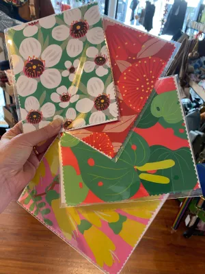 100% NZ Lens Cloth Bright Botanicals Range