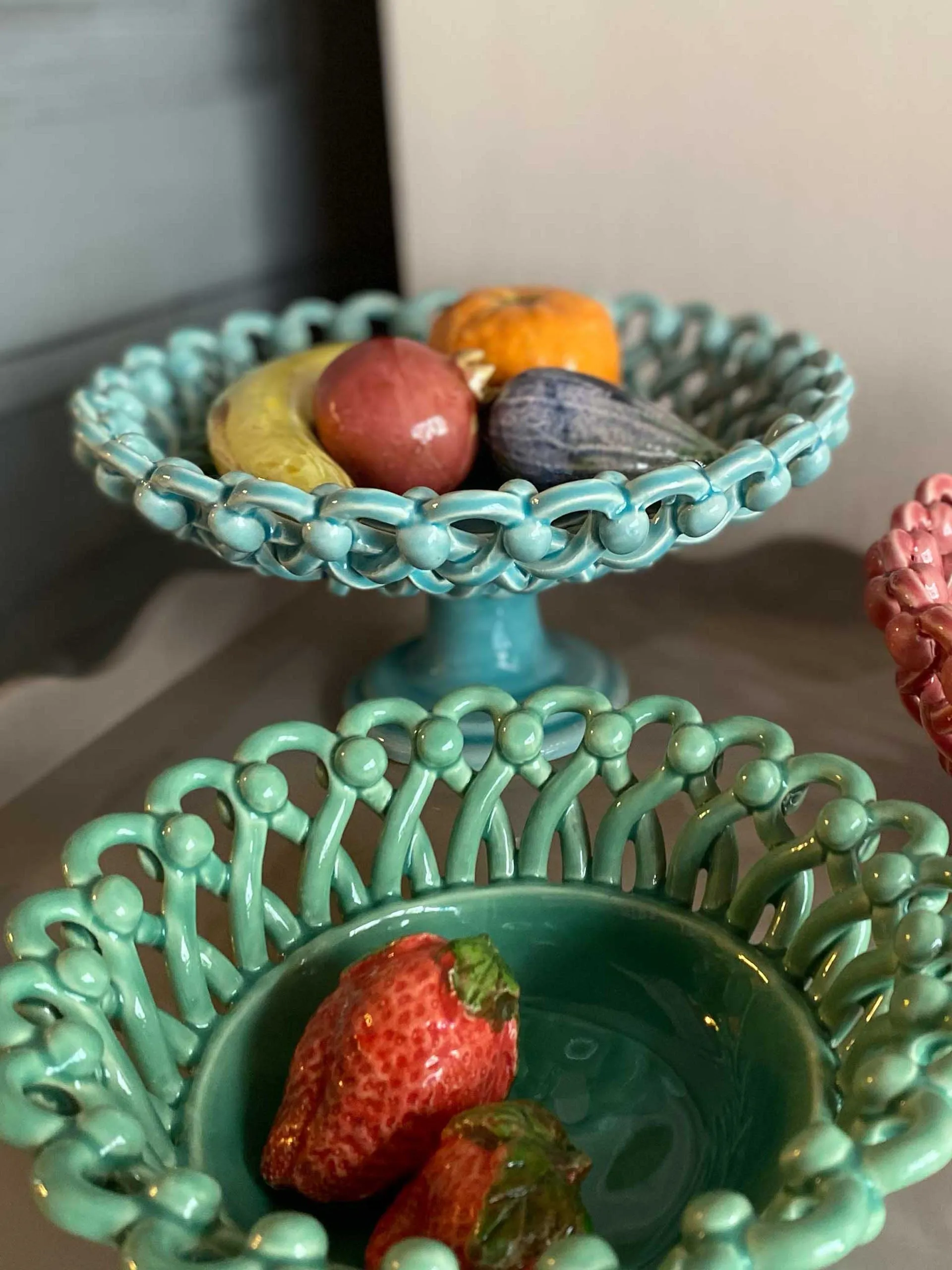 Ceramic basket small green