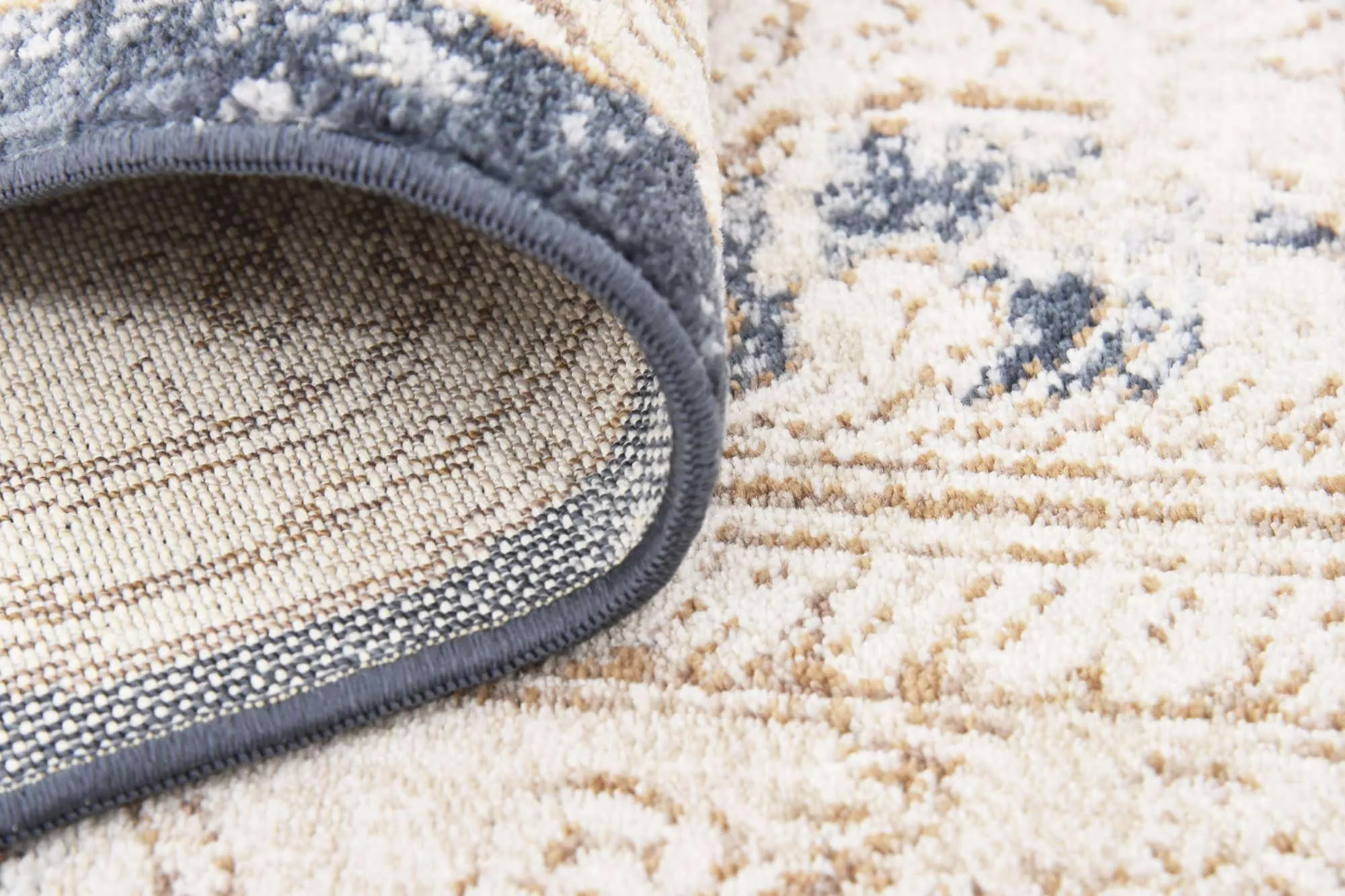 Chateau Rug