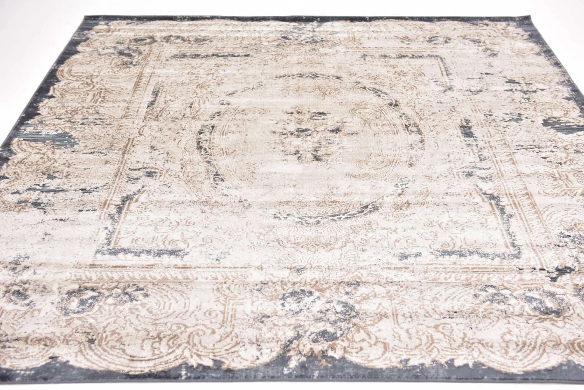 Chateau Rug