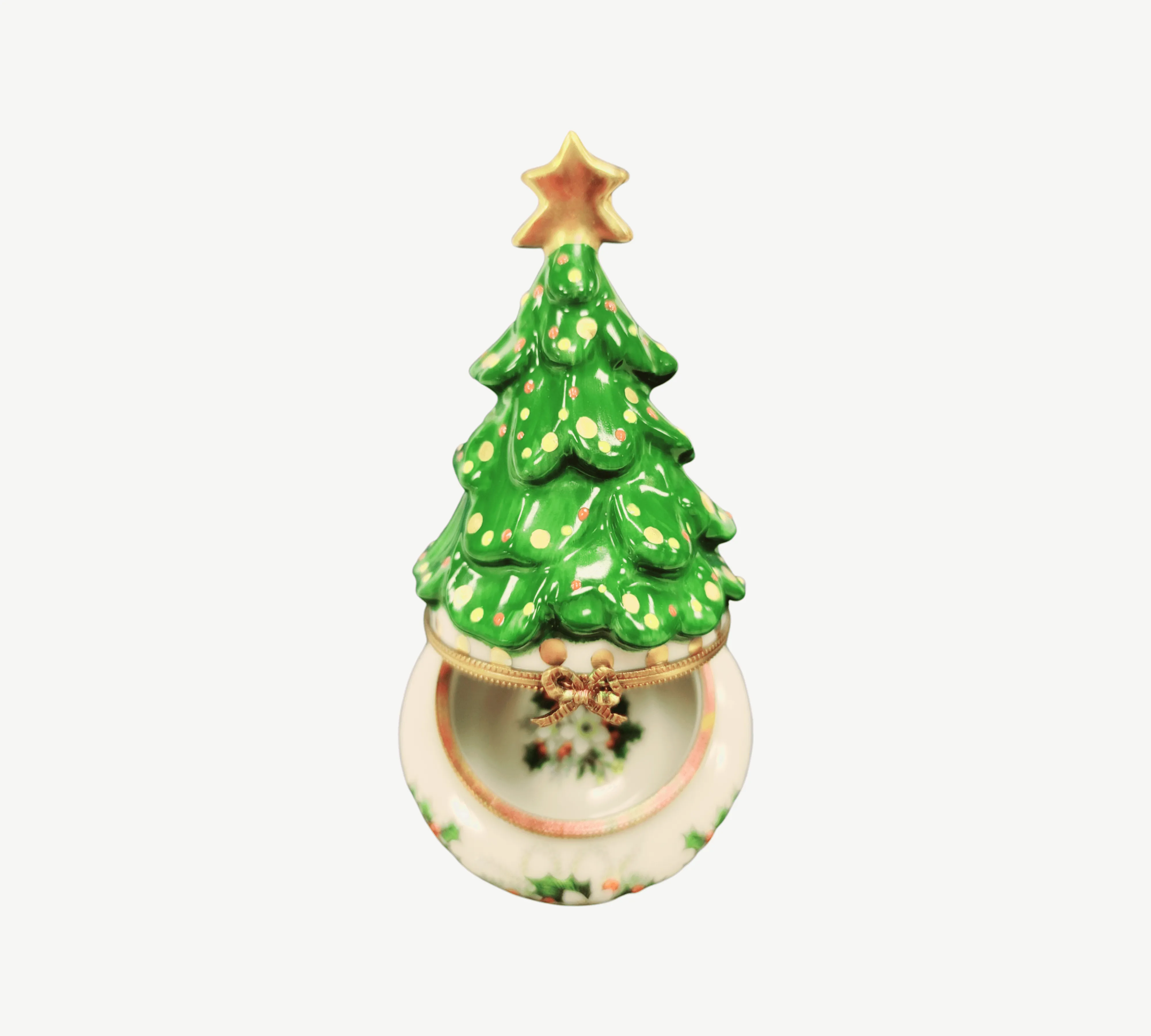 Christmas Tree w Magnolias