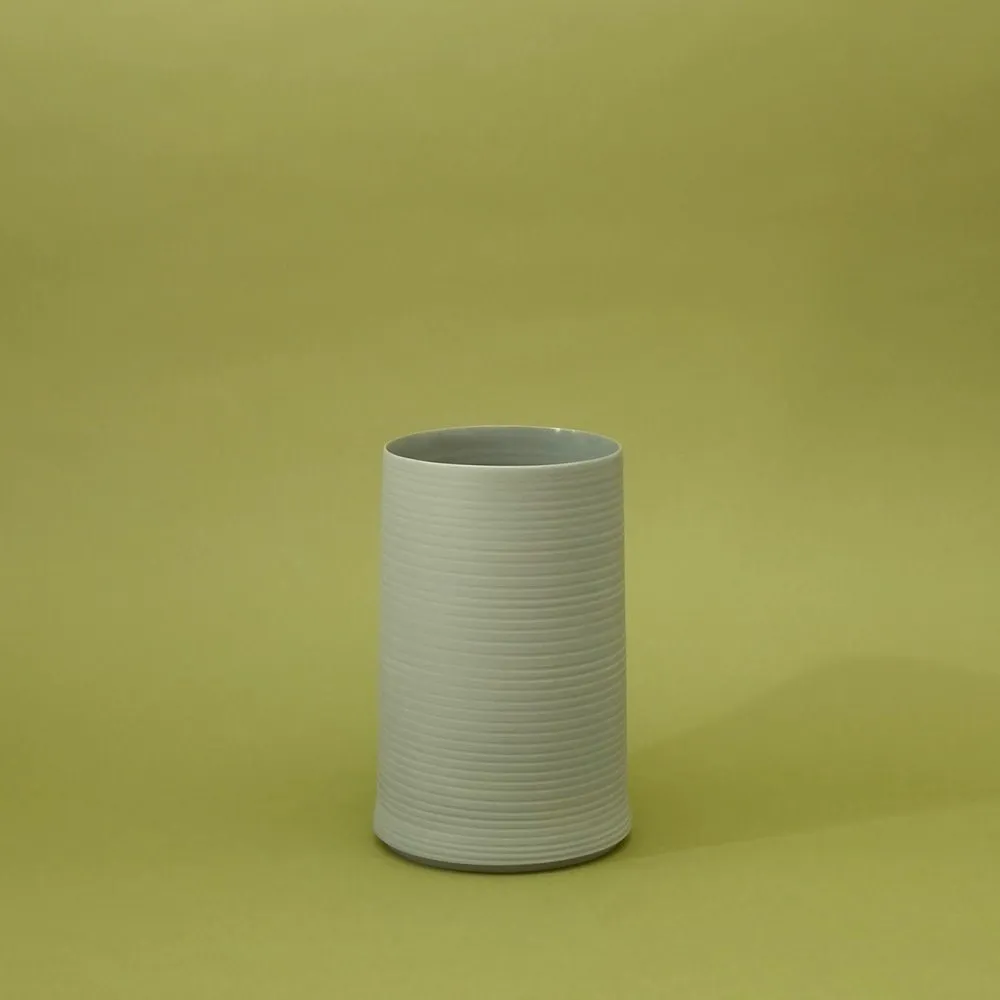 COLD MOUNTAIN VASE STEEL GREY