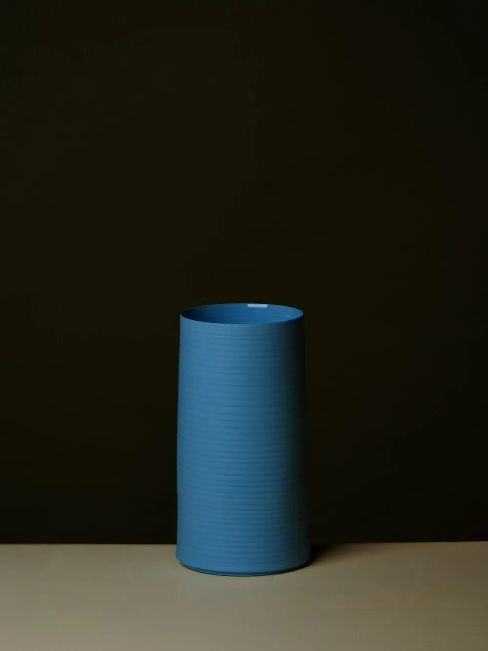 COLD MOUNTAIN VASE STEEL GREY