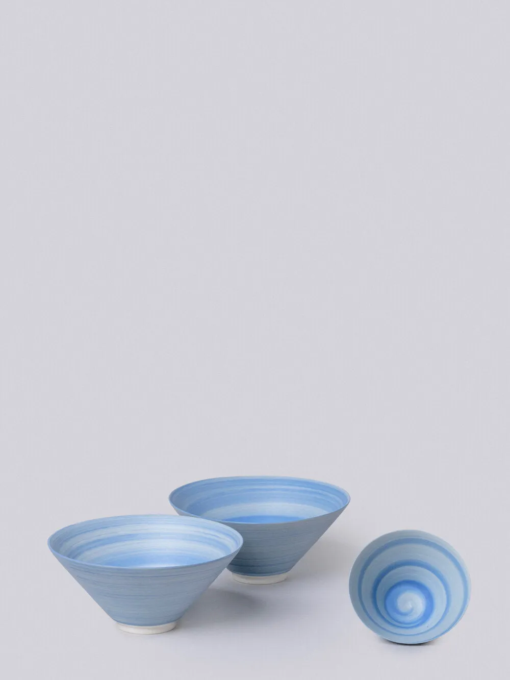 CONICAL BOWL (CORNFLOWER)
