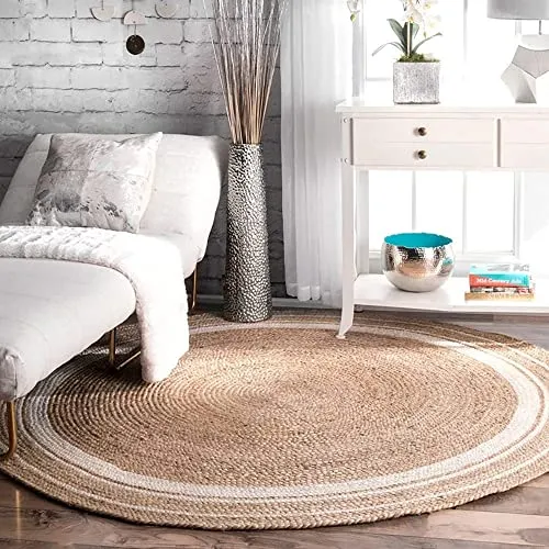 Earthy Elegance: Handwoven Round Jute Rug