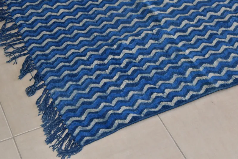Handmade Geometrical Block Zigzag Print Indigo Cotton Dhurrie Carpet
