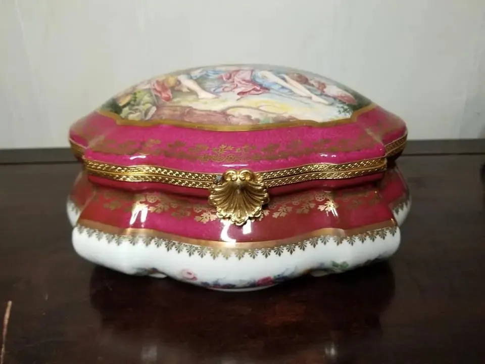 Lovers Large JEWELRY Chest - 2 of 250