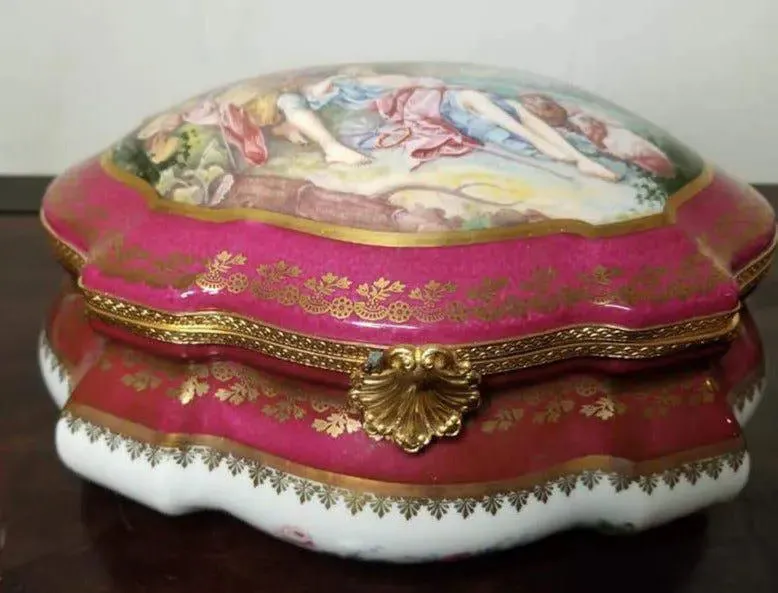 Lovers Large JEWELRY Chest - 2 of 250