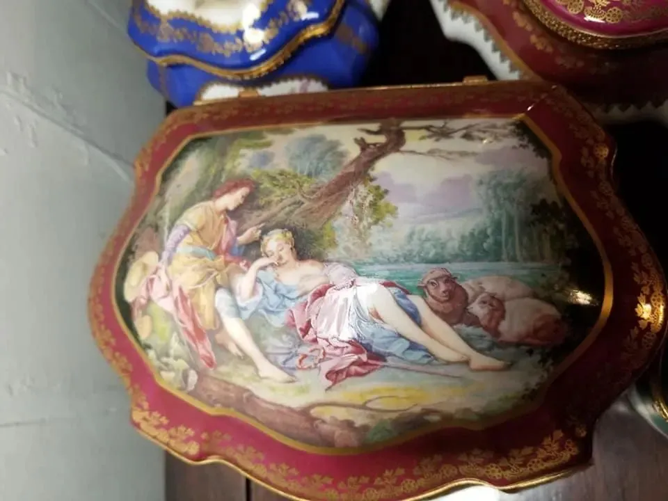 Lovers Large JEWELRY Chest - 2 of 250